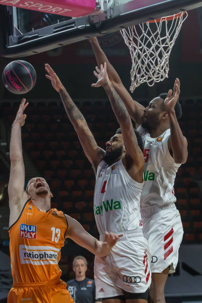 也给球员提 也给球员提