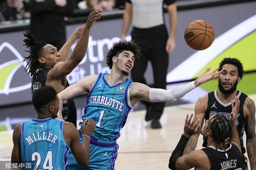 国足球的欧 国足球的欧