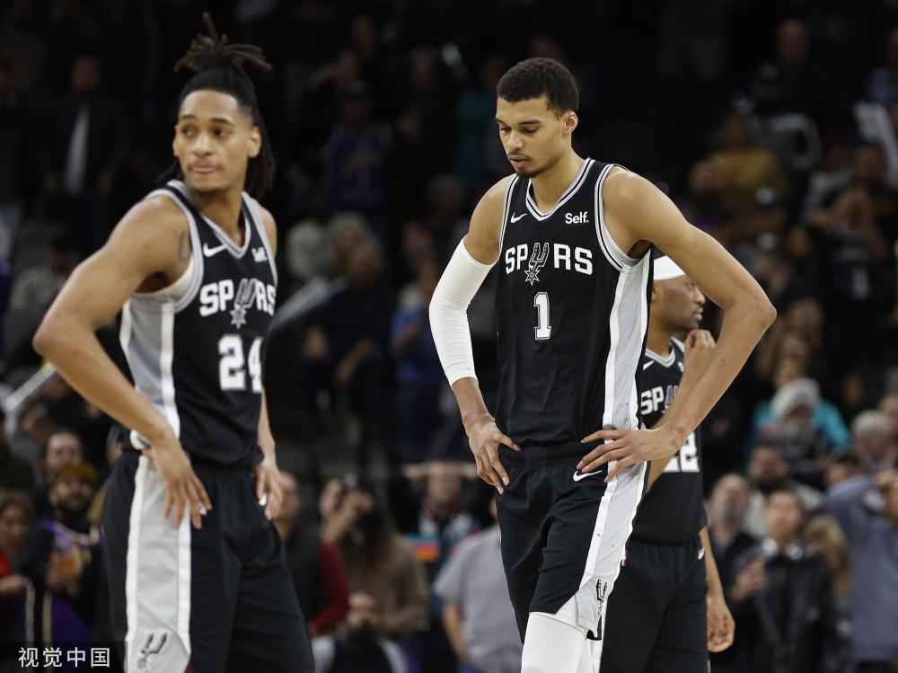 我们在防守 我们在防守