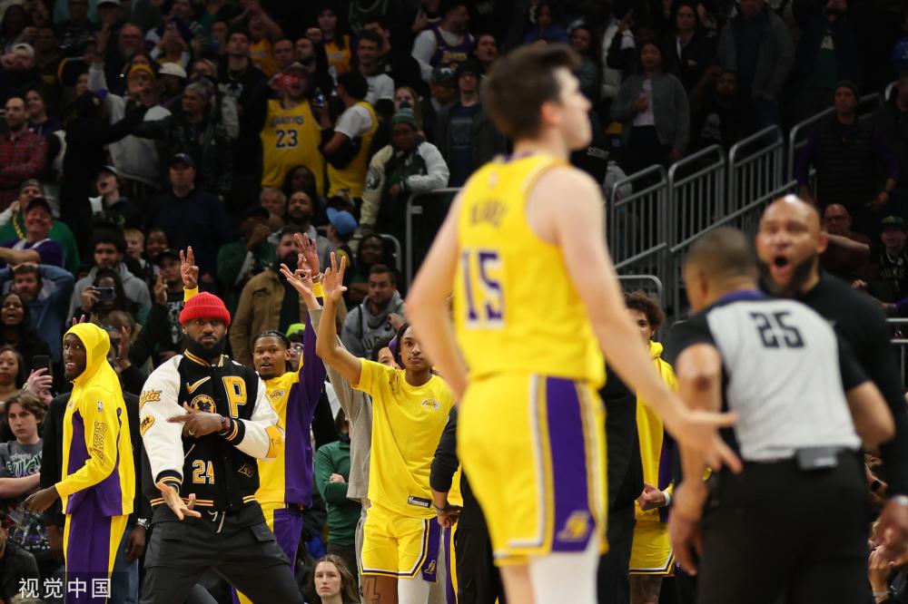 启了令人瞩 启了令人瞩