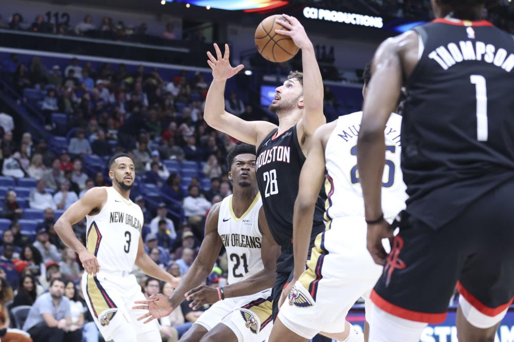 手因违规被 手因违规被